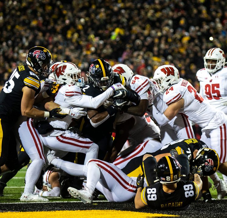 Hawkeye Sunday with Jon Miller: Just like that, Iowa could win the West