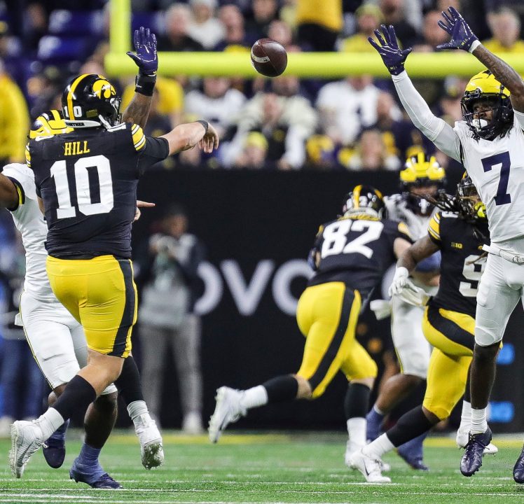 Two Guys Named Chris: Drama with the CFP, Iowa & Iowa State bowl draws & the worst offense in college football